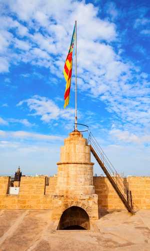 Bájate en las atracciones, museos y monumentos de Valencia con un tour en autobús con paradas libres – Paradas prácticas y visita panorámica en 2026